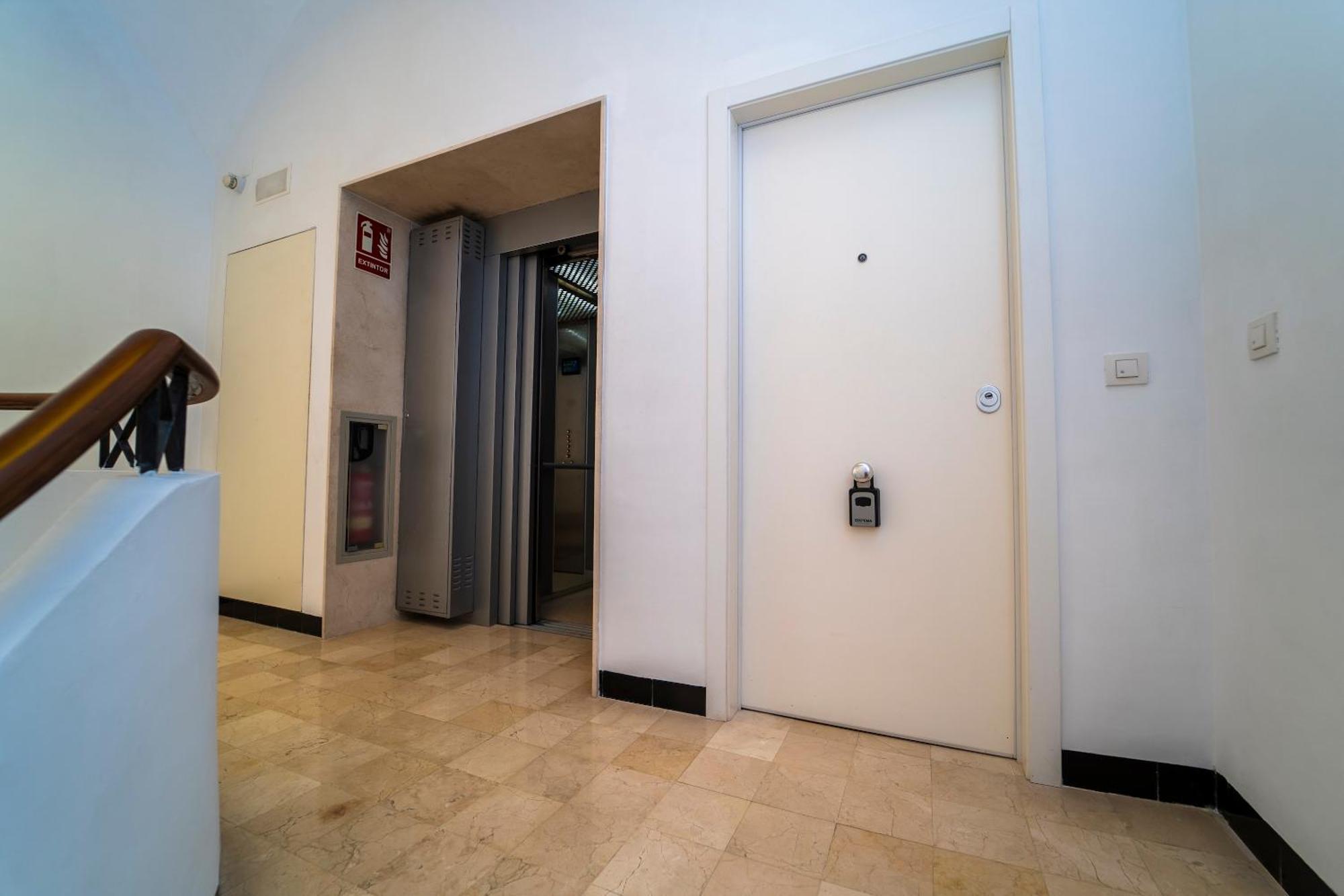 Apartamentos Alicante Centro By Renthas Kültér fotó